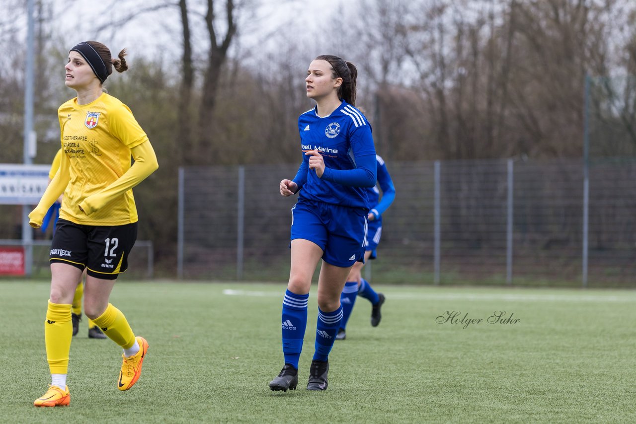 Bild 296 - F SSC Hagen Ahrensburg - SV Frisia Risum-Lindholm : Ergebnis: 1:2